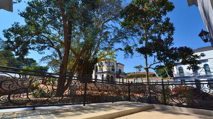 luxury homes for sale in loresho