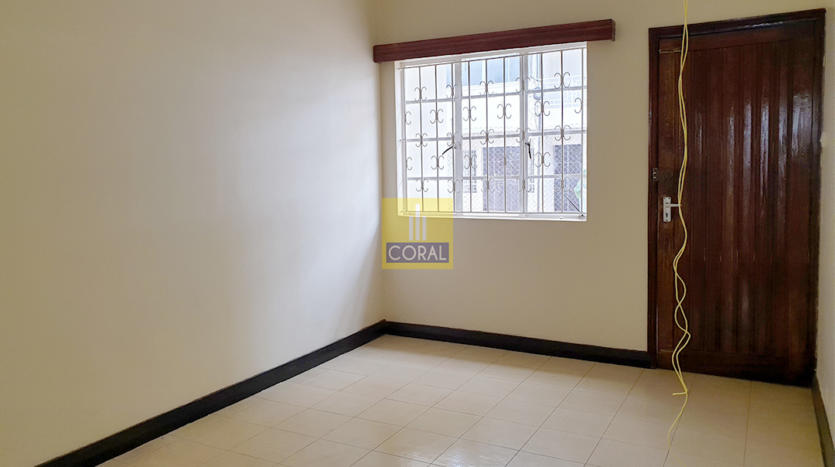 4th parklands maisonette