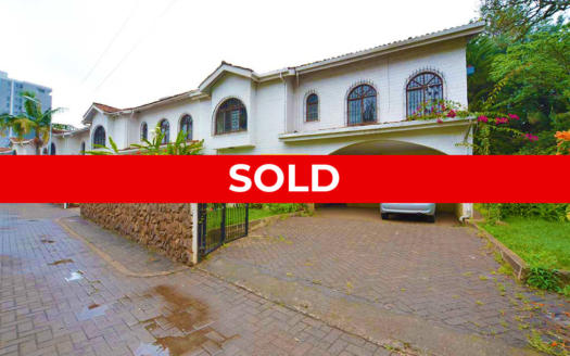 4 Bedroom House For Sale On Mpaka Road, Parklands