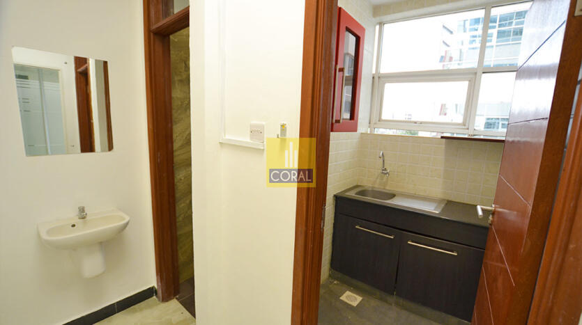 partitioned office to let in westlands