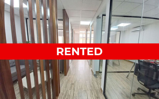 Partitioned & Furnished Office To let in 3rd Parklands