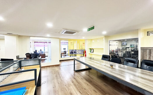 Fully partitioned office for rent in Westland, Parklands Rd