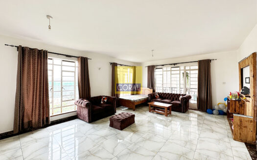 3-bedroom Apartment for sale near Avenue Hospital on 1st Parklands