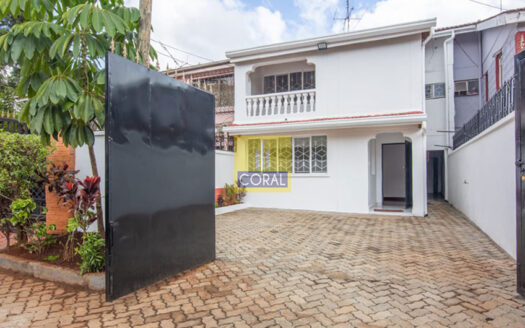 Elegant 4 – Bedroom Townhouse for sale in Lavington.