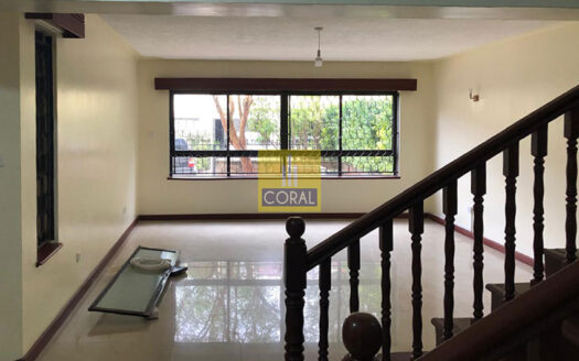 Stunning 5 – Bedroom Townhouse for sale in Lavington