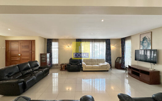 Spacious Townhouse for sale in a Compound of 4 Houses on Donyo Sabuk, Westlands