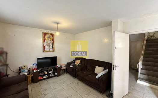 Elegant 4-Bedroom Townhouse in Prime South C Location