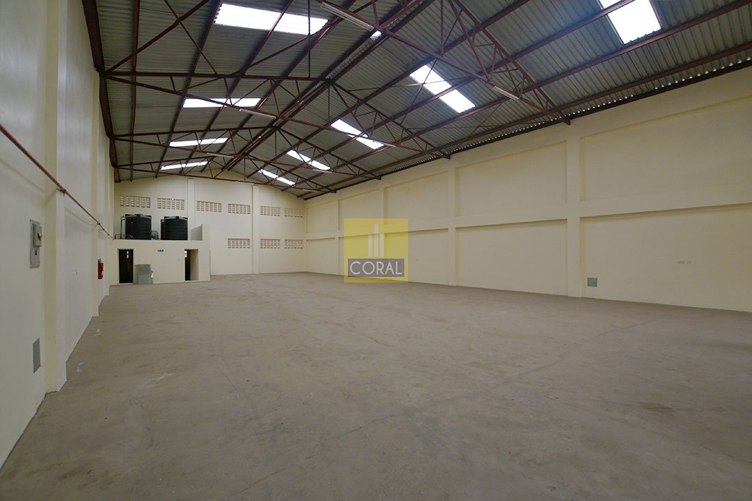warehouses to let in industrial area