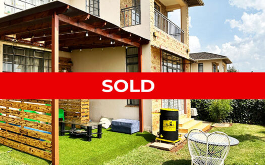 4 Bedroom House with DSQ For Sale & Rent In Sigona