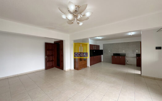 2 Bedroom Ensuite Flat in Westlands- Church Road