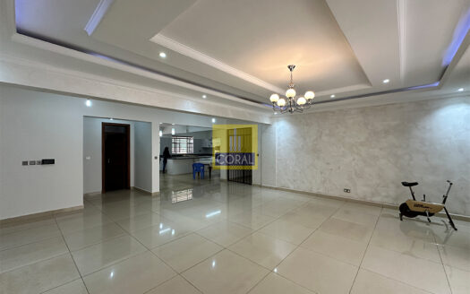 Super Spacious 4-Bedroom Residence in the Heart of Parklands