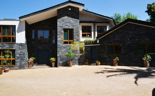 Luxurious 4 Bedroom House For Sale In Nyari