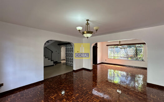 4 Bedroom Townhouse With a Master En-suite, Garden, Dsq, Store, for Rent on 5th Parklands